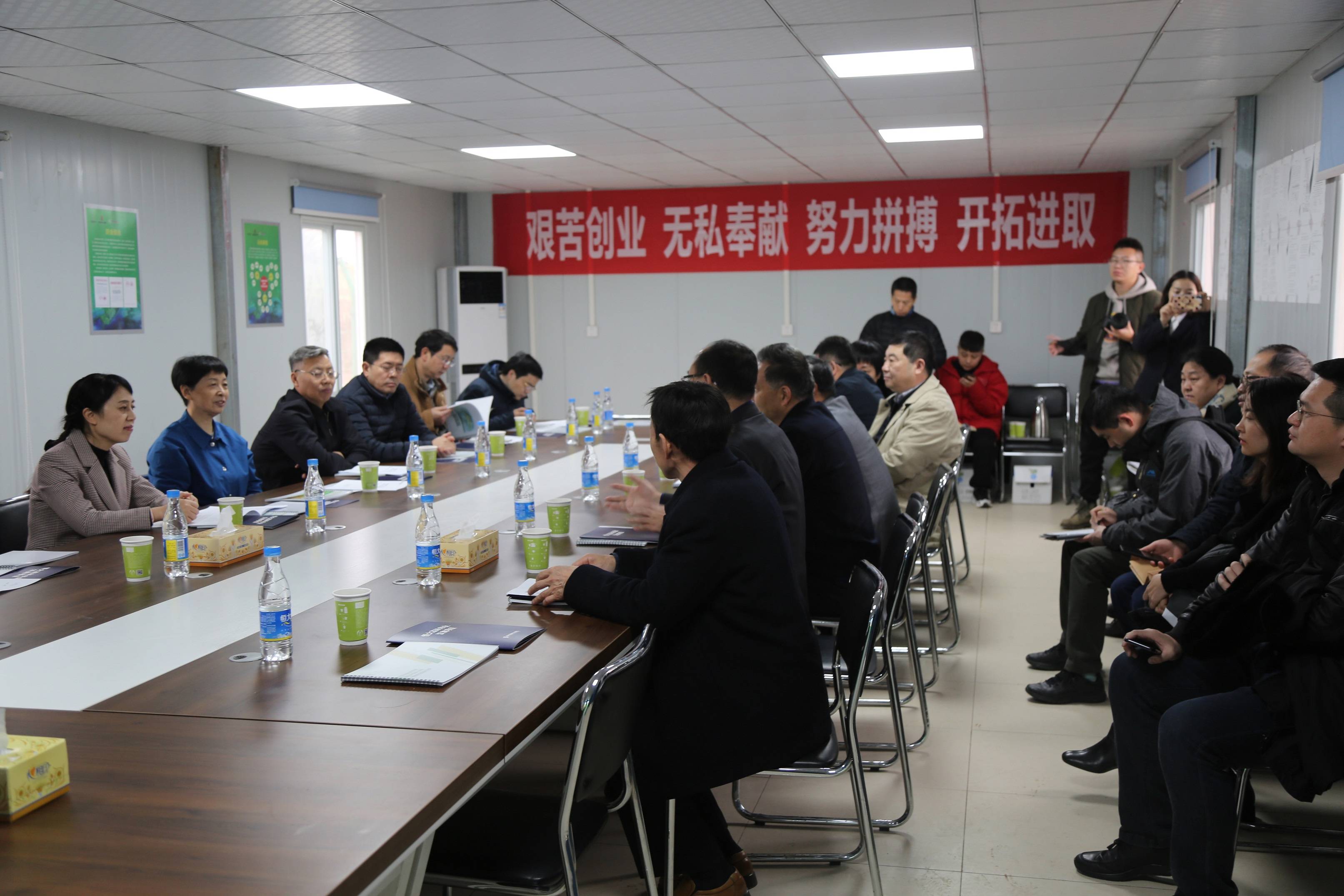 中华天下供销相助总社党组书记、主任王侠调研湖北省供销相助社综合刷新情形_集团动态_Betway必威